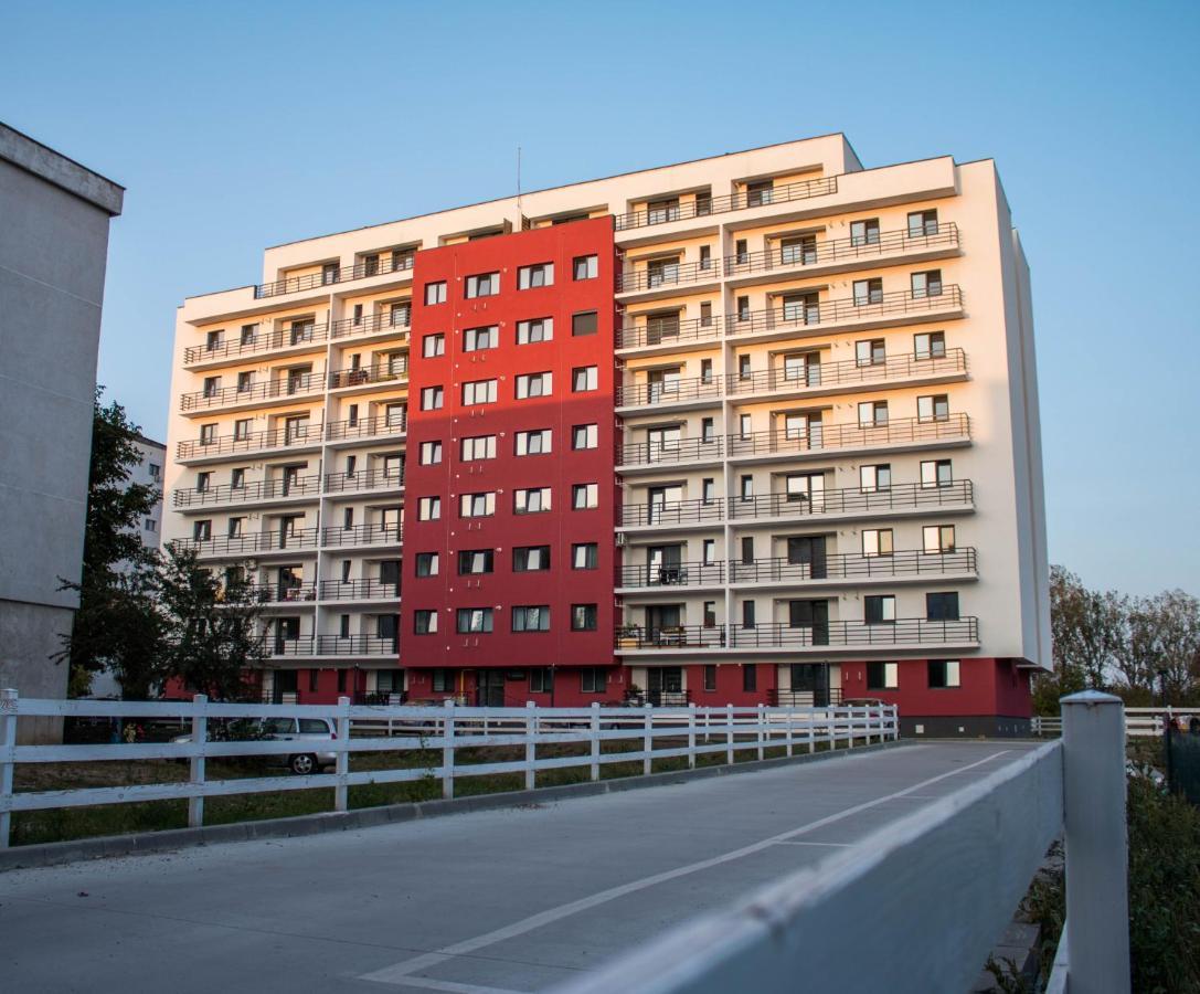 Dream Arena Apartment Bacau Ngoại thất bức ảnh