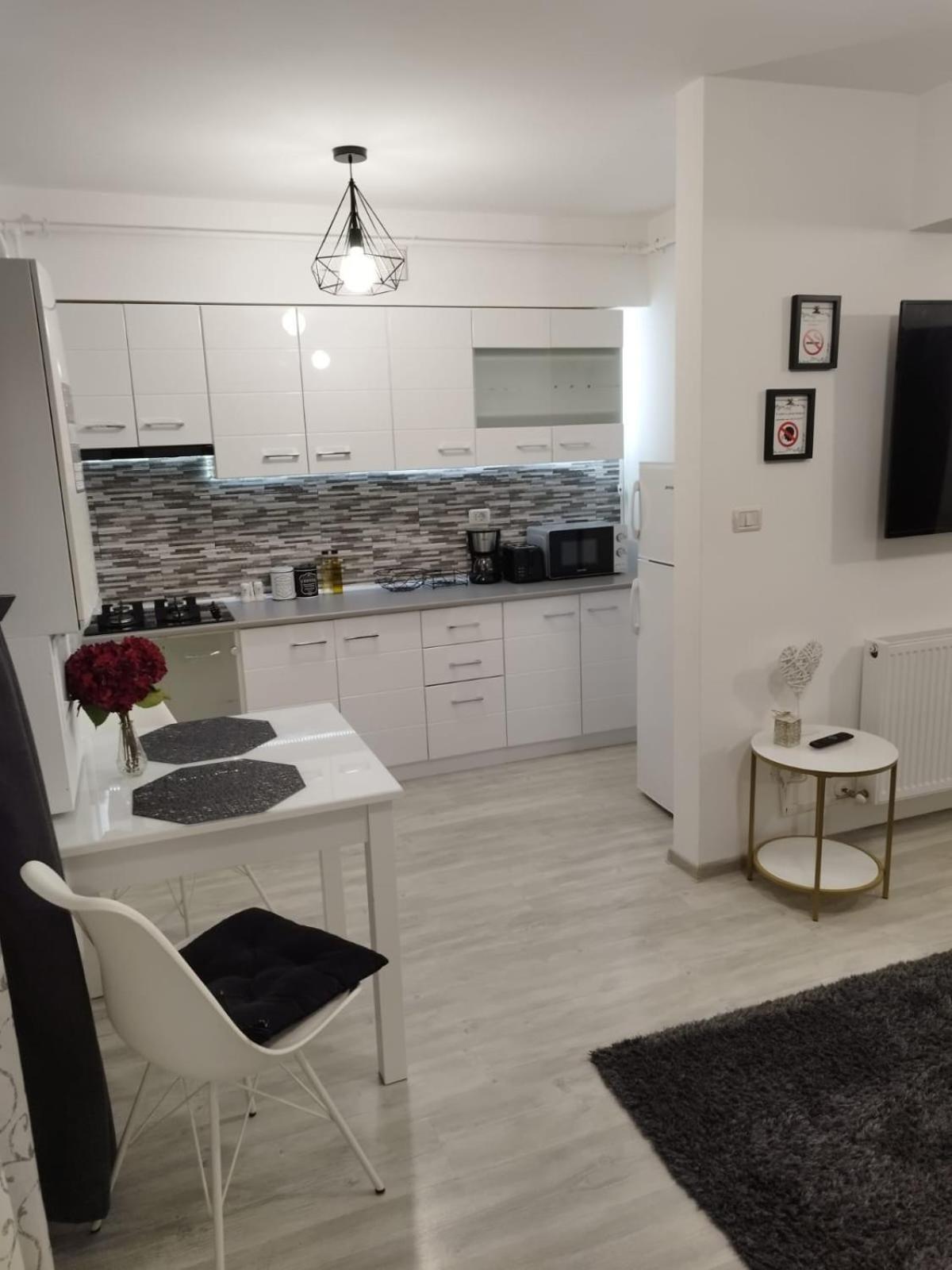 Dream Arena Apartment Bacau Ngoại thất bức ảnh
